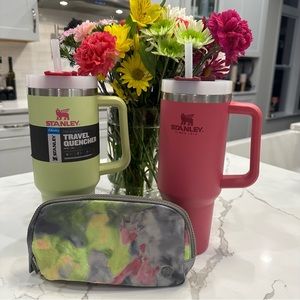 BNWT Stanley 40 oz: Citron Mix and Azalea with Lululemon Belt Bag. Beautiful!